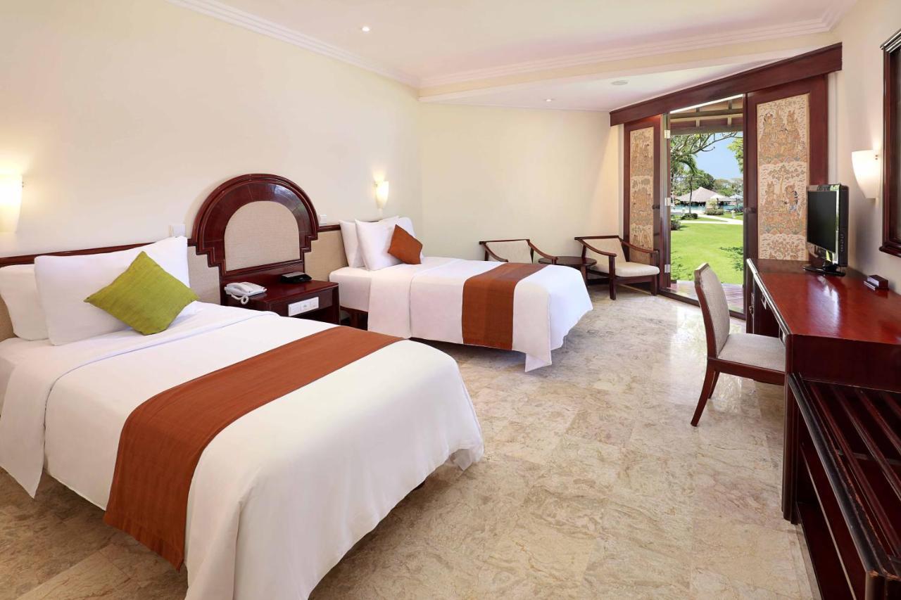 Discovery Kartika Plaza Hotel Kuta Lombok Kültér fotó