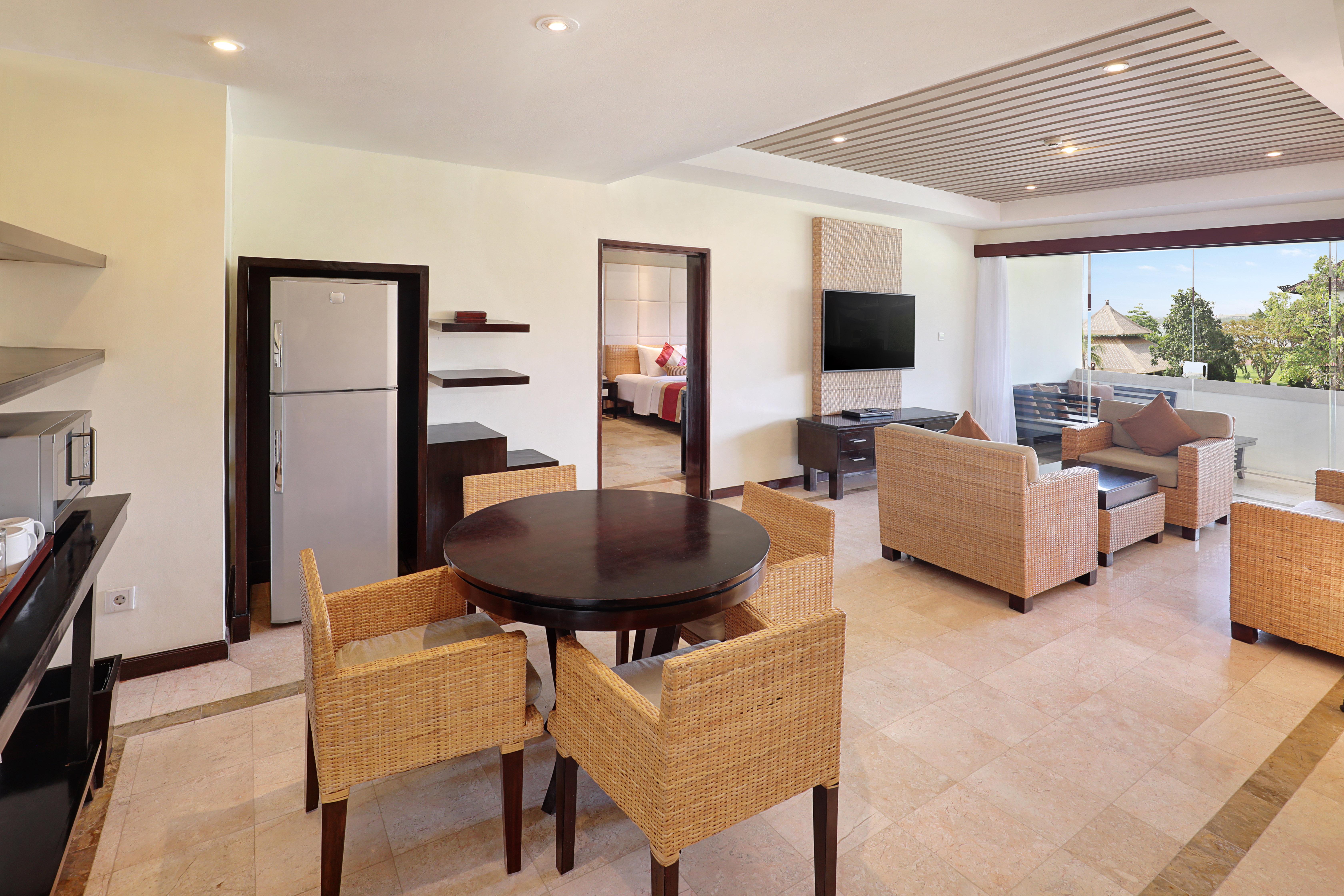 Discovery Kartika Plaza Hotel Kuta Lombok Kültér fotó Suite at the Hard Rock Hotel