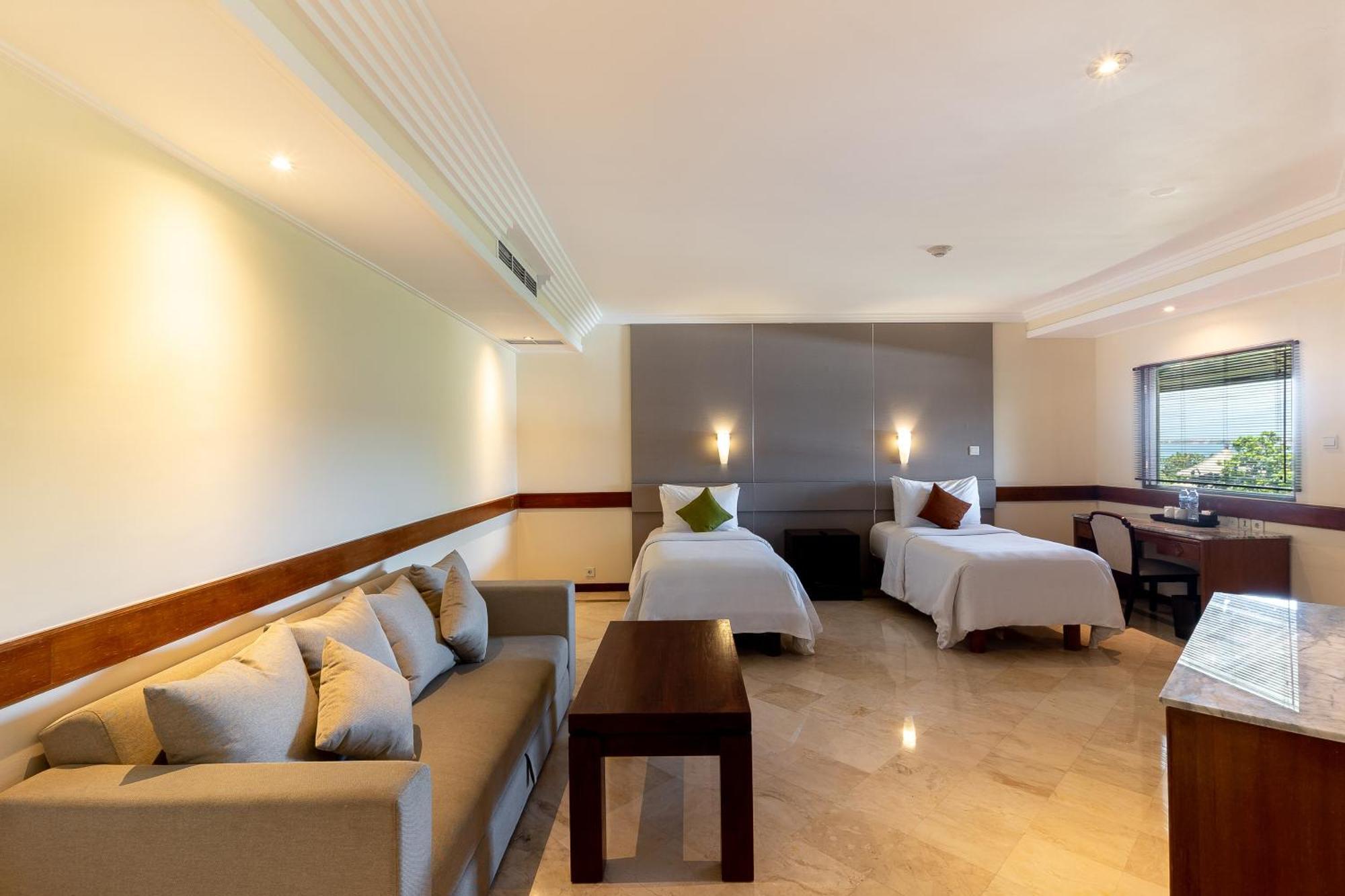 Discovery Kartika Plaza Hotel Kuta Lombok Kültér fotó Junior Suite