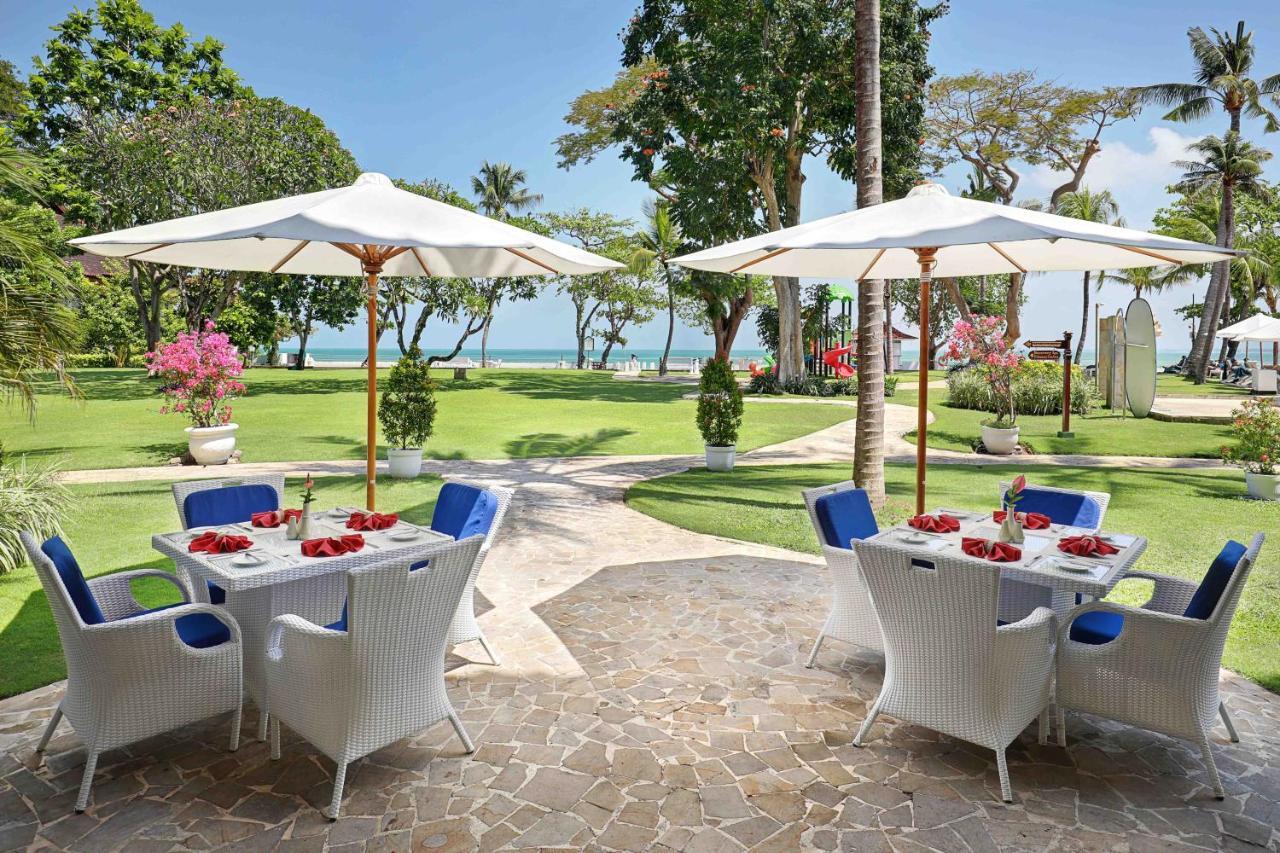 Discovery Kartika Plaza Hotel Kuta Lombok Kültér fotó The Beach Club